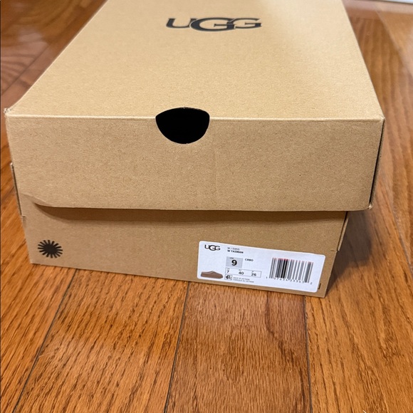 Ugg Tasman - Picture 5 of 5